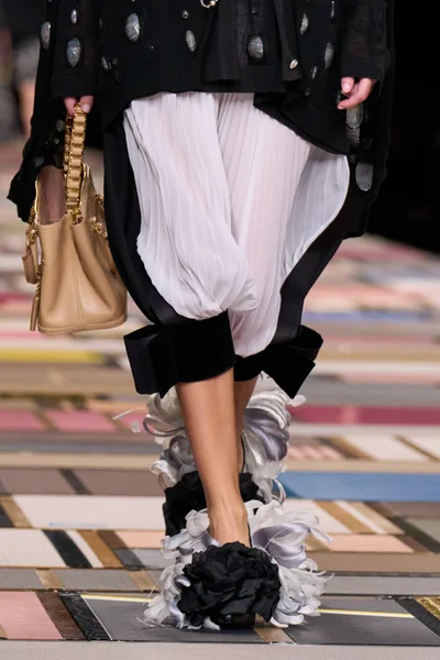 Look 67